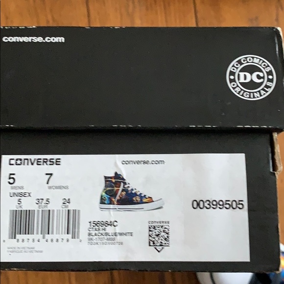 DC Comic Converse - Picture 7 of 9